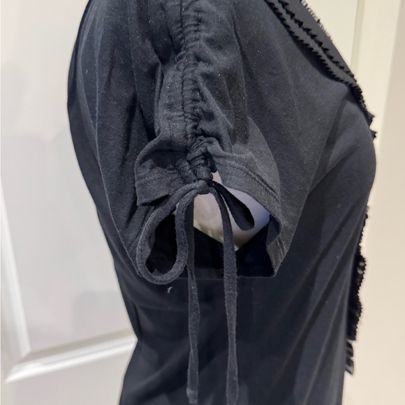 GAP Black Ruffled Blouse, size M - Picture 5 of 8